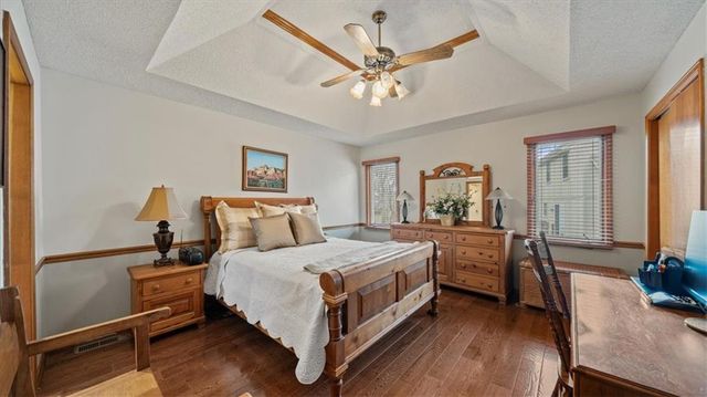 15502 Floyd Street, Overland Park, KS 66223