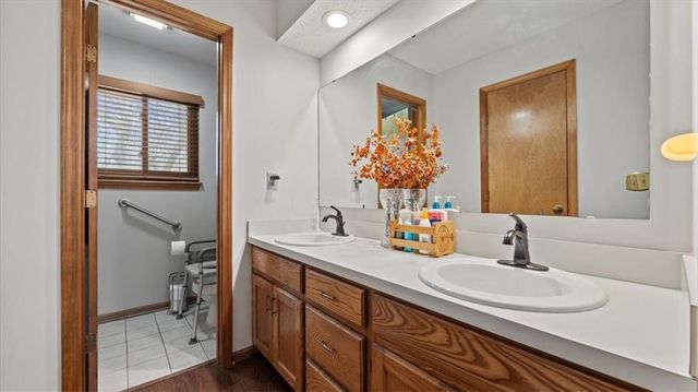 15502 Floyd Street, Overland Park, KS 66223