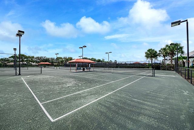 8075 Duomo Circle, Boynton Beach, FL 33472