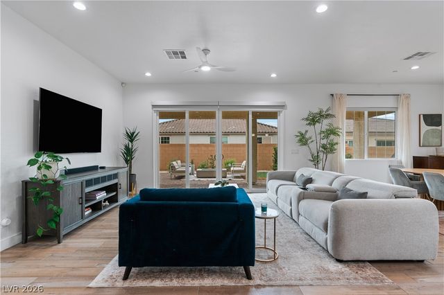 709 Monroe Hill, Henderson, NV 89011