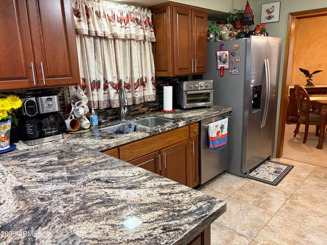 2305 W Meadow Drive, Phoenix, AZ 85023