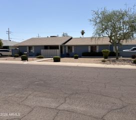 2305 W Meadow Drive, Phoenix, AZ 85023