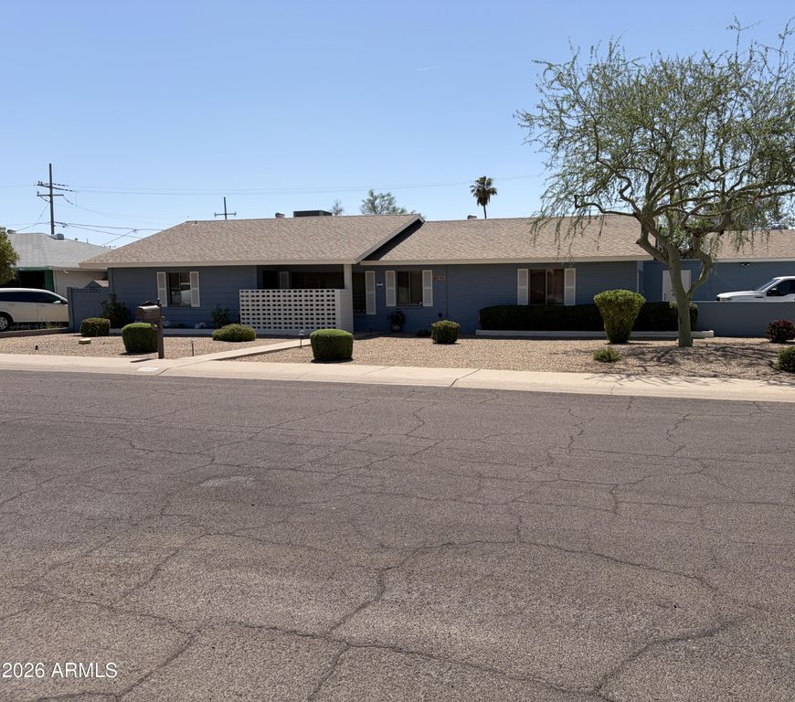 2305 W Meadow Drive, Phoenix, AZ 85023