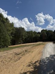 2967 Lights Chapel Rd, Greenbrier, TN 37073