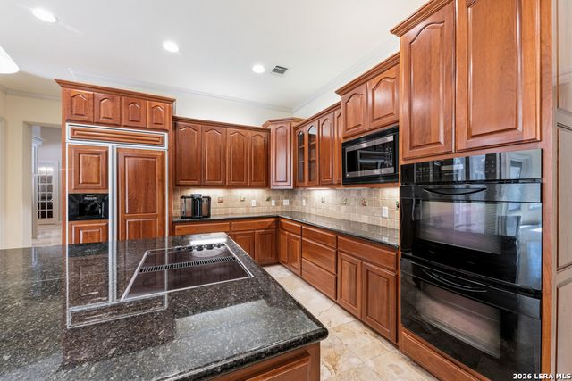 519 Blackjack Oak, Shavano Park, TX 78230