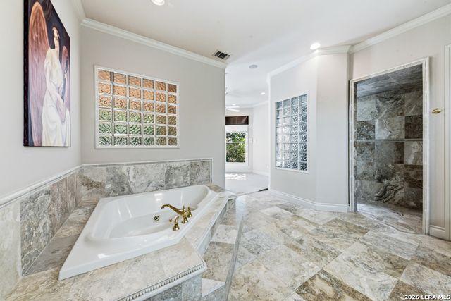 519 Blackjack Oak, Shavano Park, TX 78230