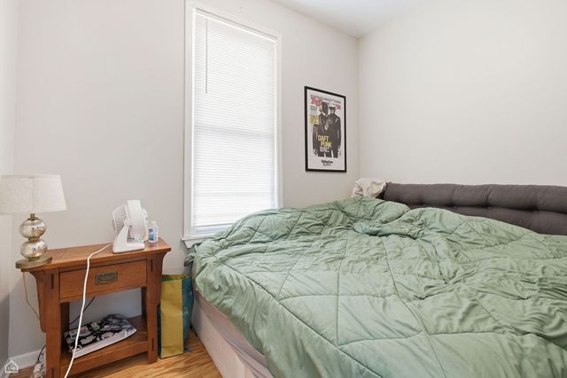 1521 Lake Street, Evanston, IL 60201