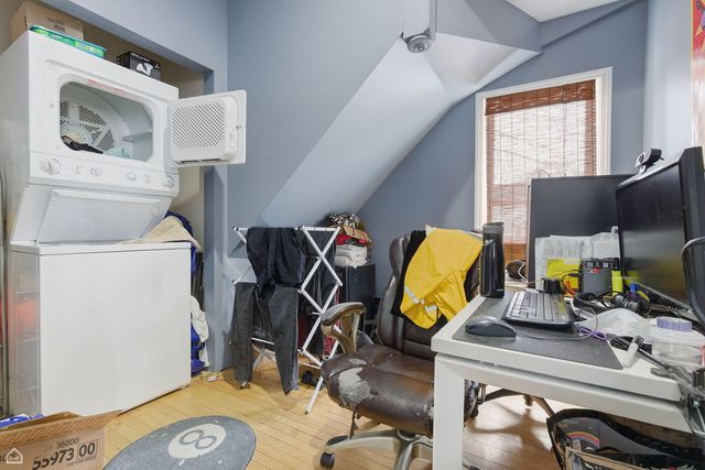 1521 Lake Street, Evanston, IL 60201