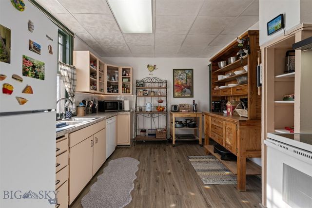 1000 Caledonia Street, Butte, MT 59701