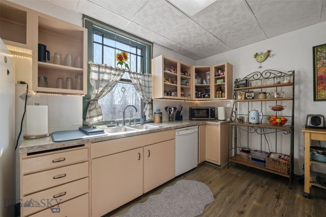 1000 Caledonia Street, Butte, MT 59701