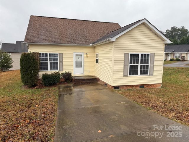 918 Faye Street, Statesville, NC 28677