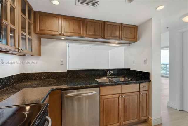 650 West Ave 2406, Miami Beach, FL 33139