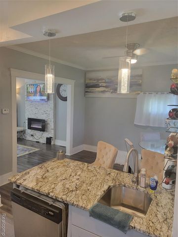 4408 Pennsylvania Street, Detroit, MI 48214