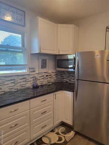 4408 Pennsylvania Street, Detroit, MI 48214