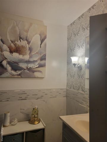 4408 Pennsylvania Street, Detroit, MI 48214