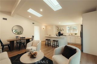 13670 Garrick Avenue, Sylmar (los Angeles), CA 91342