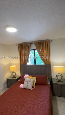 518 NW 94th St 1, Miami, FL 33150
