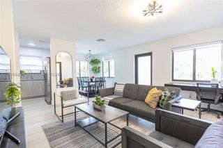518 NW 94th St 1, Miami, FL 33150