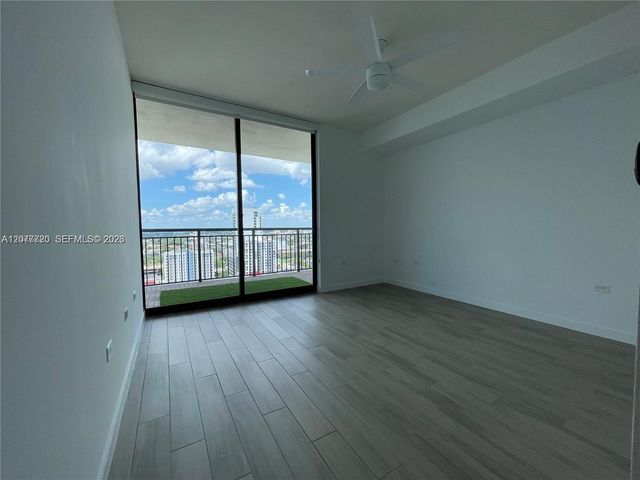 999 SW 1st Avenue 2109, Miami, FL 33130