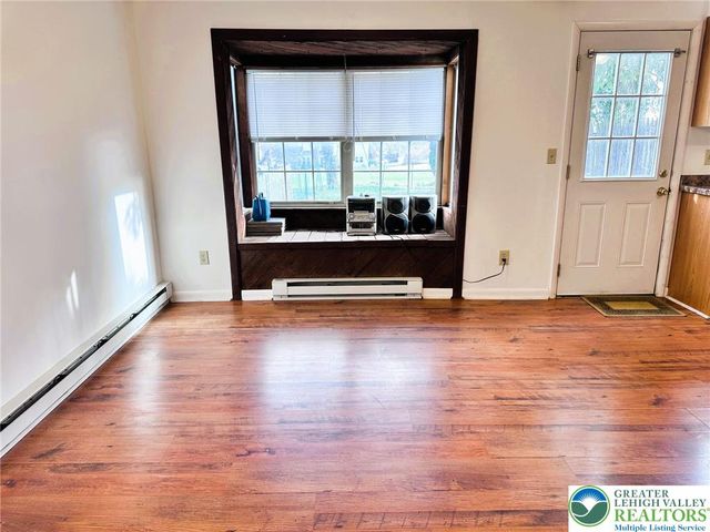 5714 Greens Drive, Lower Macungie Twp, PA 18106