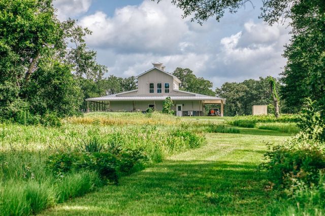 38261 Fm 1736 Road, Hempstead, TX 77445