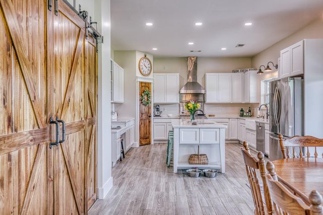38261 Fm 1736 Road, Hempstead, TX 77445