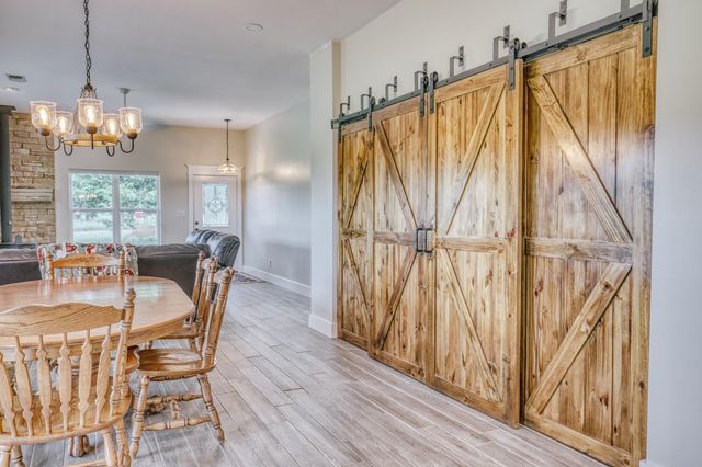38261 Fm 1736 Road, Hempstead, TX 77445