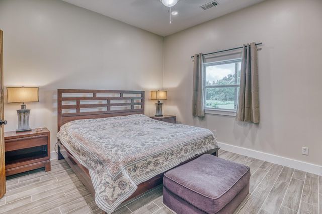 38261 Fm 1736 Road, Hempstead, TX 77445