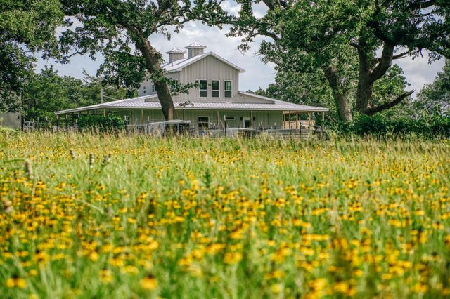38261 Fm 1736 Road, Hempstead, TX 77445