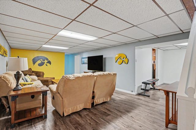 5845 Applewood Drive, Waterloo, IA 50701