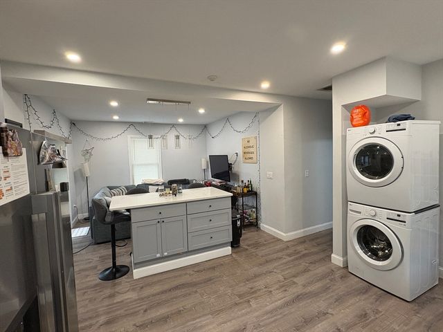 137 Centre St 3, Boston, MA 02119