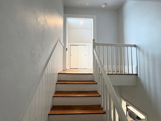 137 Centre St 3, Boston, MA 02119