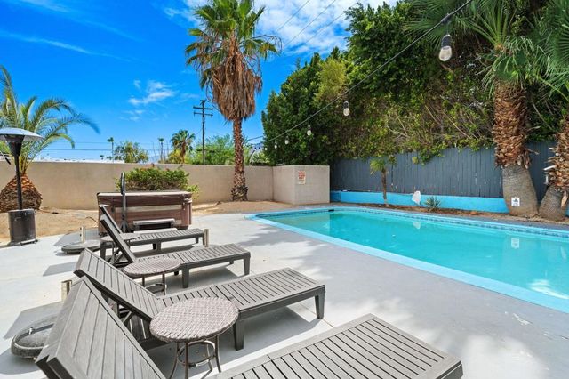 2875 E Wyman Drive, Palm Springs, CA 92262