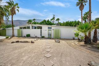 2875 E Wyman Drive, Palm Springs, CA 92262