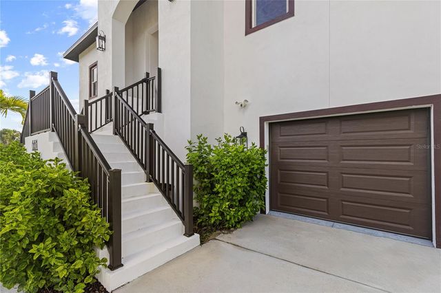 6611 BLUE HERON DRIVE S, St Petersburg, FL 33707
