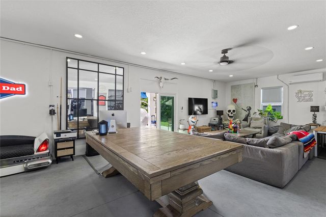 6611 BLUE HERON DRIVE S, St Petersburg, FL 33707