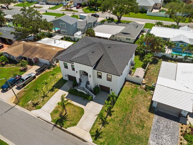 6611 BLUE HERON DRIVE S, St Petersburg, FL 33707