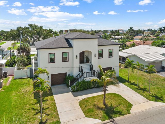6611 BLUE HERON DRIVE S, St Petersburg, FL 33707