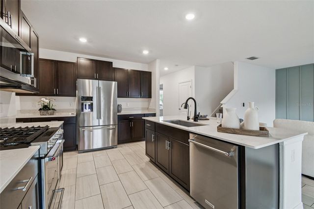 8789 LITTLE BLUESTEM DRIVE, Land O Lakes, FL 34637