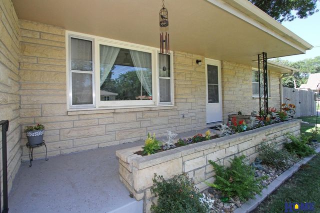 5601 Greenwood Street, Lincoln, NE 68507