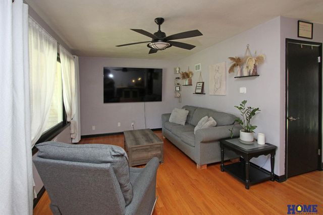 5601 Greenwood Street, Lincoln, NE 68507