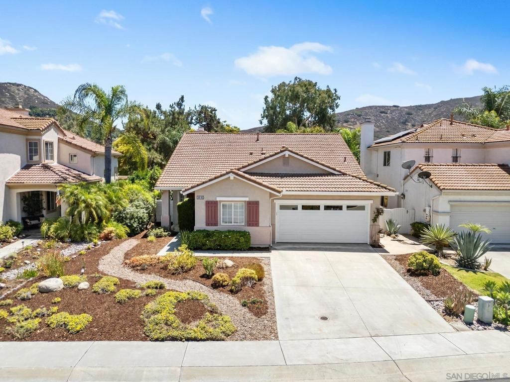 3083 Sprucewood Ln, Escondido, CA 92027