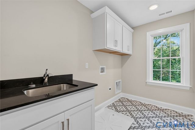 15248 Johns Trace Cir, Montpelier, VA 23192