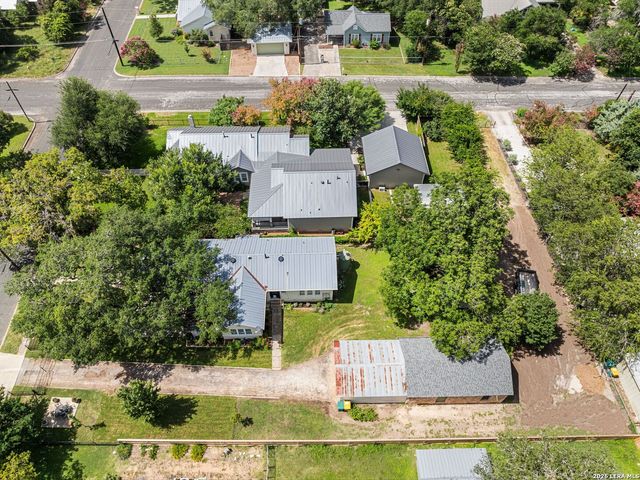 205 2nd St, Boerne, TX 78006