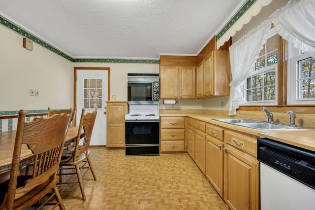 3355 Highway 47 North, White Bluff, TN 37187