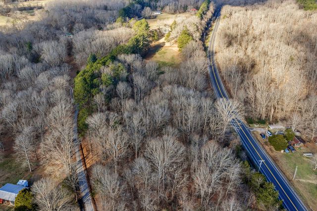 3355 Highway 47 North, White Bluff, TN 37187