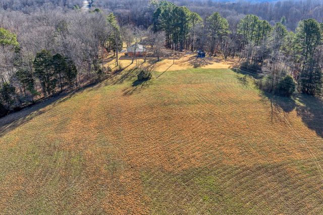 3355 Highway 47 North, White Bluff, TN 37187