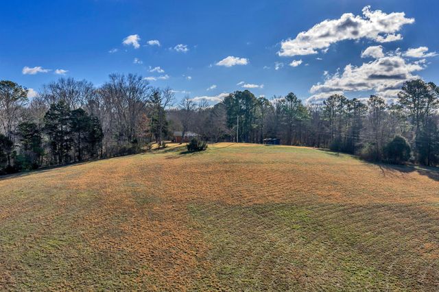 3355 Highway 47 North, White Bluff, TN 37187