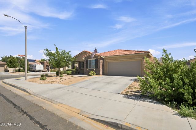 1832 E Avenue H7, Lancaster, CA 93535