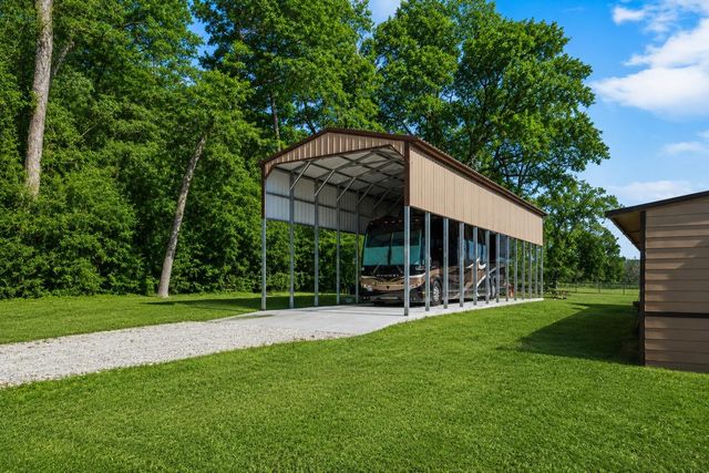 40 Stewart Road, New Waverly, TX 77358